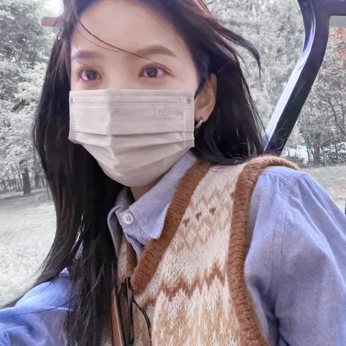 你是枕边穿堂风